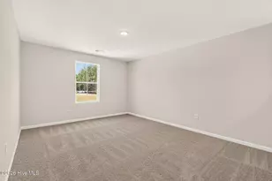 211 Phoenix Dr, Bunnlevel, NC 28323 - Photo 12