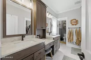 105 Knotts Landing Ln, Knotts Island, NC 27950 - Photo 14