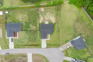 309 Belgian Ct, Richlands, NC 28574 - Photo 40