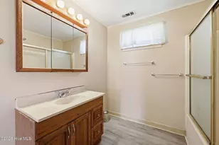 5250 Business Dr, Newport, NC 28570 - Photo 8