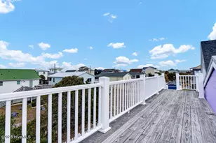 1207 N Topsail Dr, Surf City, NC 28445 - Photo 8