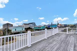 1207 N Topsail Dr, Surf City, NC 28445 - Photo 4