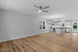 303 N West St, Roseboro, NC 28382 - Photo 6