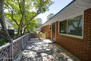 100 E Berkshire Rd, Greenville, NC 27858 - Photo 32