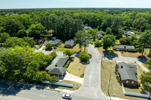 100 E Berkshire Rd, Greenville, NC 27858 - Photo 44