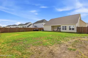 571 Appalachian Trl S, Jacksonville, NC 28546 - Photo 42