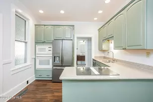 208 E Capitola Ave, Kinston, NC 28501 - Photo 2