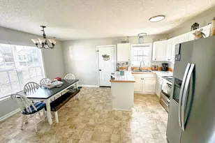 101 Luke Ct, New Bern, NC 28560 - Photo 4