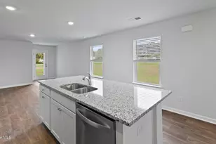 1635 Yellow Fin Dr SE, New Bern, NC 28479 - Photo 4