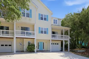 9911 Chrissie Wright Ct, Emerald Isle, NC 28594 - Photo 2