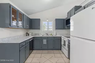 300 Foxtrace Ln, Hubert, NC 28539 - Photo 12
