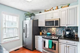 110 Palm Breeze Dr, Carolina Beach, NC 28428 - Photo 32