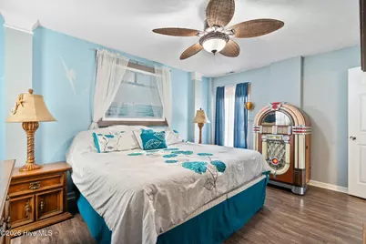 110 Palm Breeze Drive, Carolina Beach, NC 28428 - Photo 18