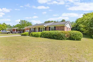7517 Bridgeman Dr, Fayetteville, NC 28303 - Photo 4