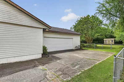 605 Beechwood Drive NW, Thomson, GA 30824 - Photo 8