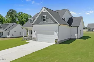 101 Baileys Pl, Pikeville, NC 27863 - Photo 2