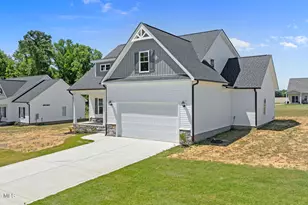 101 Baileys Pl, Pikeville, NC 27863 - Photo 2