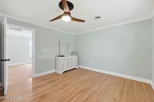 602 W Broad St, Swansboro, NC 28584 - Photo 32
