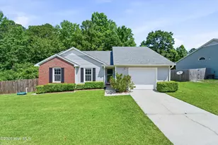 308 Pebble Ln, Jacksonville, NC 28546 - Photo 1
