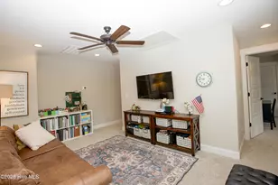 595 E L Ives Dr, Aberdeen, NC 28315 - Photo 36