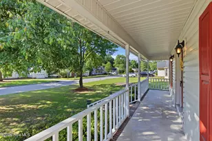 165 Raintree Cir, Jacksonville, NC 28540 - Photo 6