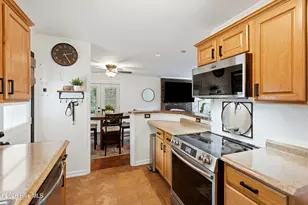 805 Adelaide Dr, Wilmington, NC 28412 - Photo 14