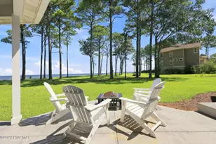 492 Sandy Point Dr, Beaufort, NC 28516 - Photo 10