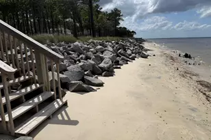 492 Sandy Point Dr, Beaufort, NC 28516 - Photo 14