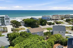 6820 Ocean Dr, Emerald Isle, NC 28594 - Photo 4