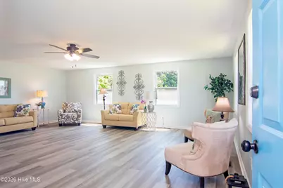 1807 Nc Highway 111, Chinquapin, NC 28521 - Photo 2