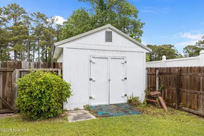 902 Hedrick Boulevard, Morehead City, NC 28557 - Photo 36