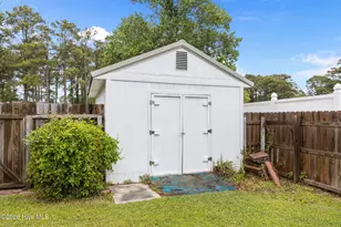 902 Hedrick Blvd, Morehead City, NC 28557 - Photo 36