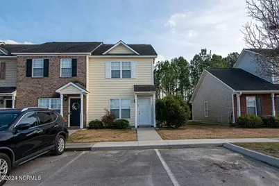 300 Streamwood Drive, Jacksonville, NC 28546 - Photo 2