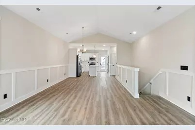 203 Shell Road, Surf City, NC 28445 - Photo 10