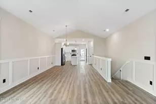 203 Shell Rd, Surf City, NC 28445 - Photo 10