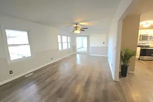 909 Clyde Dr, Jacksonville, NC 28540 - Photo 10