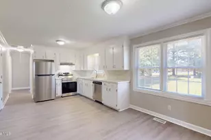 1165 Old Snow Hill Rd, Grifton, NC 28530 - Photo 4