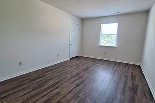 3005 Caldwell Ct, Greenville, NC 27834 - Photo 2