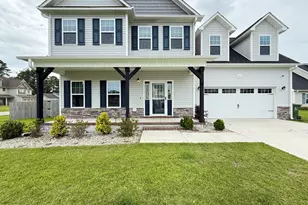 303 Breezeway Dr, Sneads Ferry, NC 28460 - Photo 4