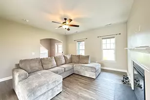 303 Breezeway Dr, Sneads Ferry, NC 28460 - Photo 10