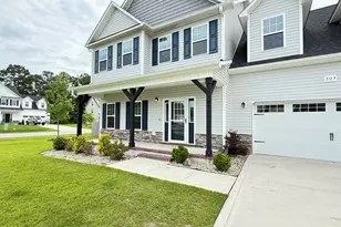 303 Breezeway Dr, Sneads Ferry, NC 28460 - Photo 2