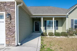 103 Prelude Dr, Richlands, NC 28574 - Photo 4