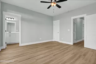 705 S Topsail Dr, Surf City, NC 28445 - Photo 36