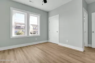 705 S Topsail Dr, Surf City, NC 28445 - Photo 40