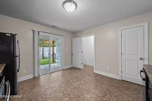 235 E Murrow Ln, Jacksonville, NC 28546 - Photo 6