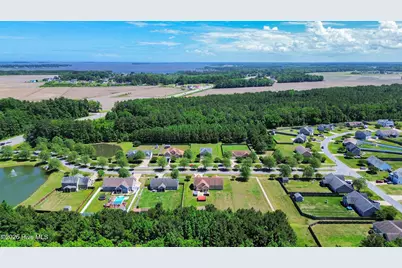 121 Laurel Woods Boulevard, Currituck, NC 27929 - Photo 36