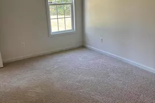 158 Ashbury Park Ln, Richlands, NC 28574 - Photo 10