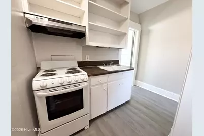 207 E Burgess Street #C, Elizabeth City, NC 27909 - Photo 4