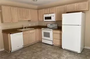 803 Courtyard W, Newport, NC 28570 - Photo 6