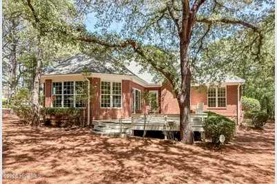150 Diamondhead Drive S, Pinehurst, NC 28374 - Photo 4